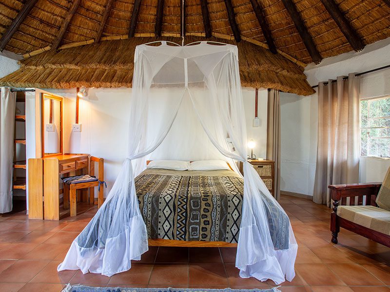 makutsi-accom-bedroom